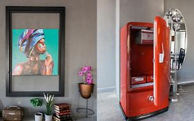 Artists' Favorite Spacious Loft Near Acropolis!!